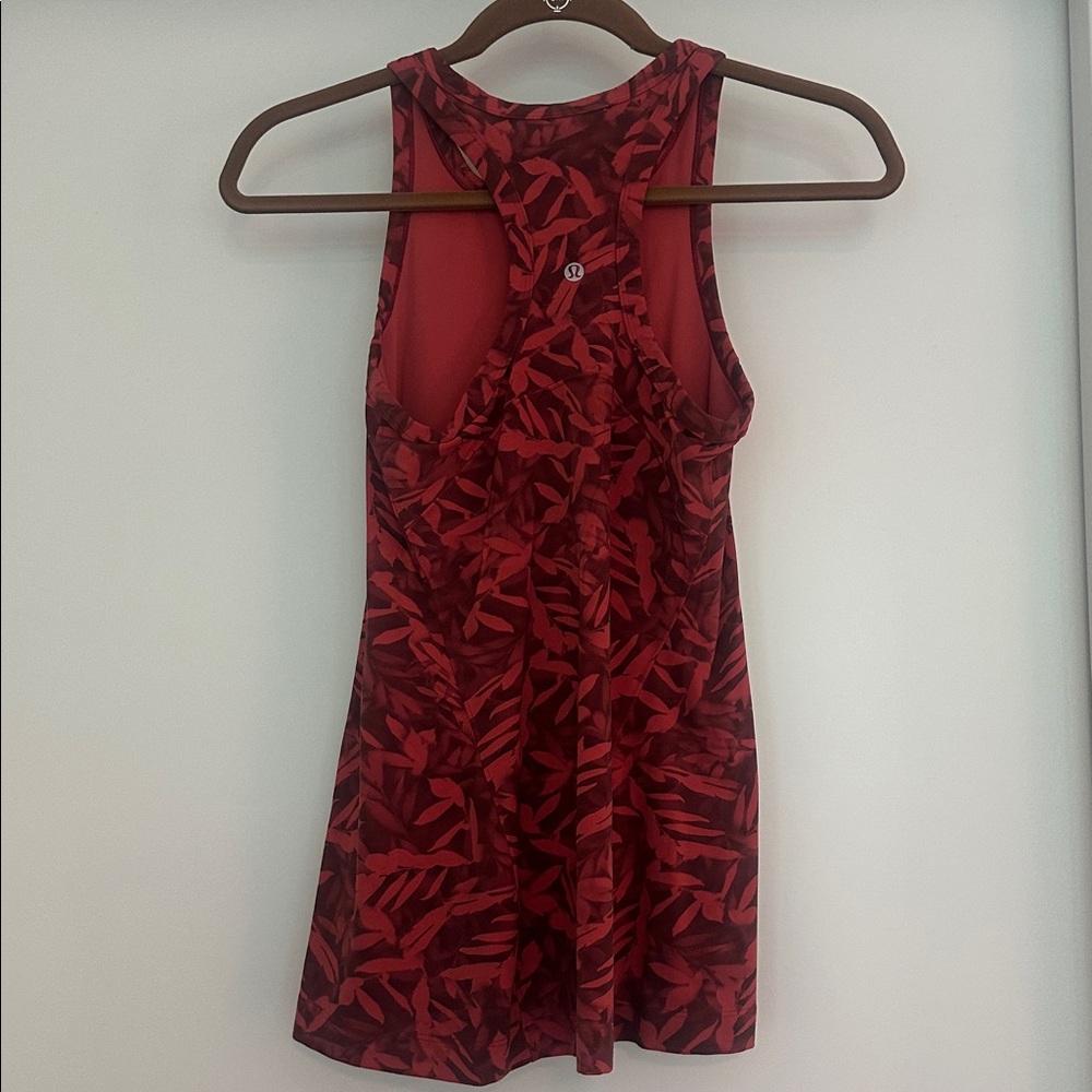 Women's Red Patterned Tank Top - Picture 3 of 5
